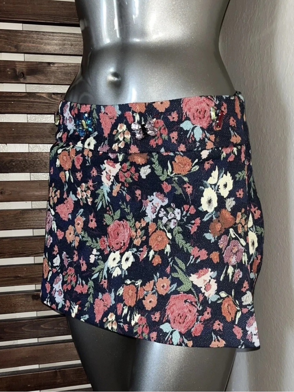 NWT Zara Floral Rhinestone Butterfly Mini Skirt Shorts Skort - M